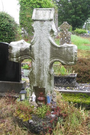 Clonfad Rattin County Westmeath, cross